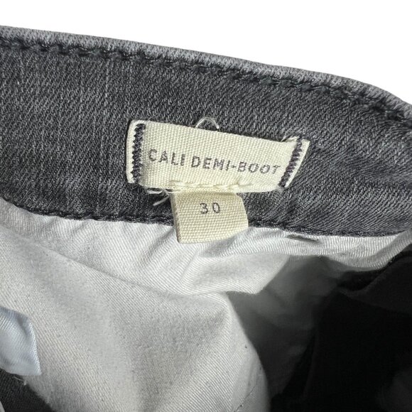 Madewell Cali Demi-Boot Jeans in Bellspring Wash: Button-Front Edition Size 30 - Picture 6 of 10